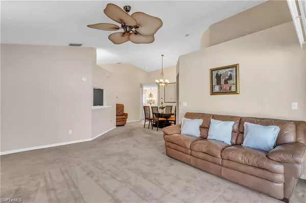 Naples, FL 34109,3720 Fieldstone BLVD #7