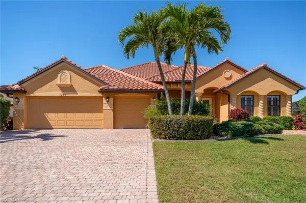 5220 SW 22nd AVE, Cape Coral, FL 33914