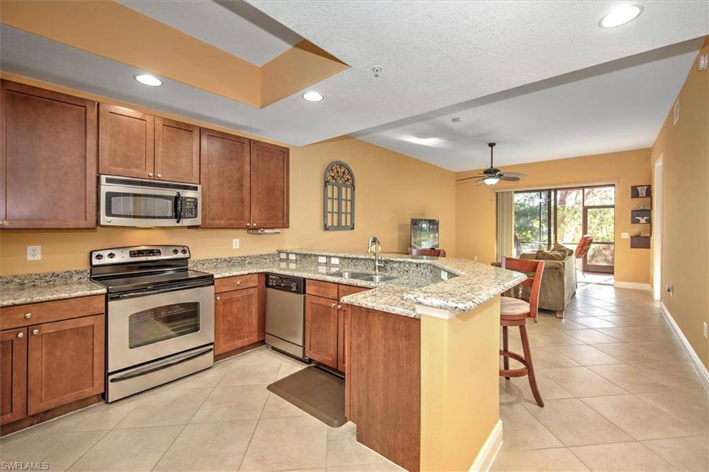 Fort Myers, FL 33919,13661 Julias WAY #1317