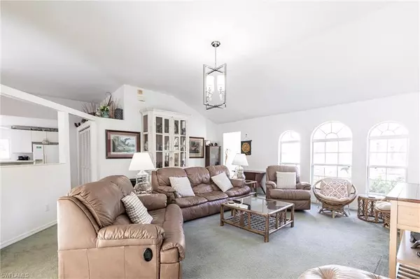 Naples, FL 34117,3810 28th AVE SE