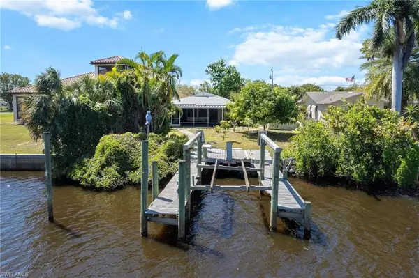 Fort Myers, FL 33905,2032 Bahama AVE