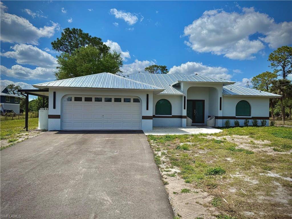 861 8th ST SE, Naples, FL 34117