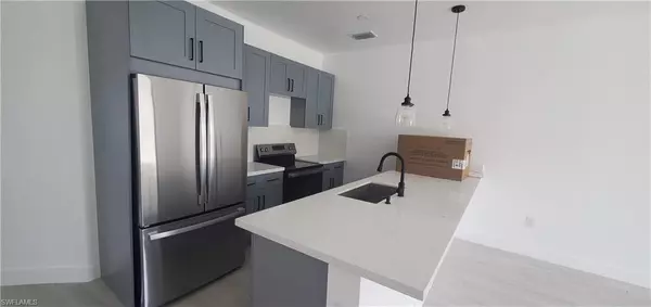 Lee, FL 33972,Chestnut 671 ST E