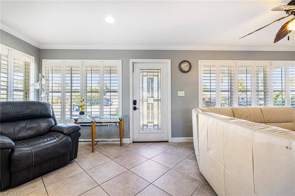 Fort Myers, FL 33919,1012 Wyomi DR