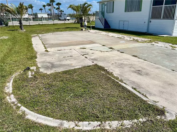 Fort Myers, FL 33908,19681 Summerlin #495 RD