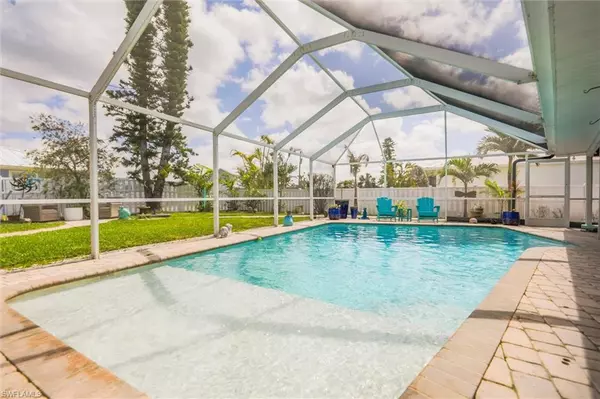 7875 Buccaneer DR, Fort Myers Beach, FL 33931