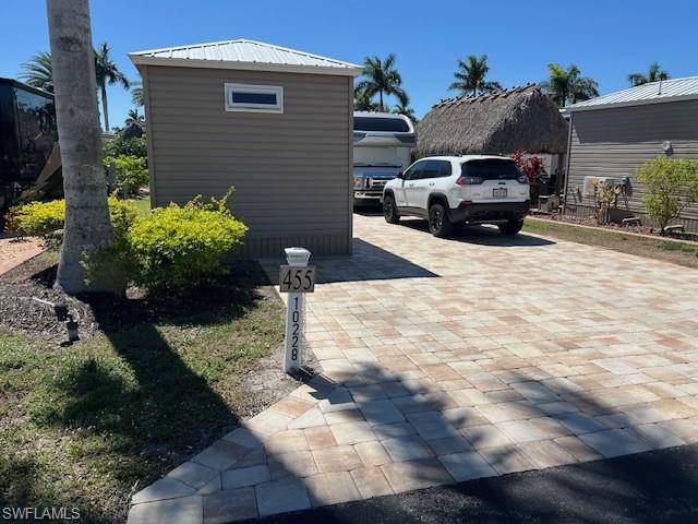 10228 Meadow Beauty TRL, Fort Myers, FL 33905