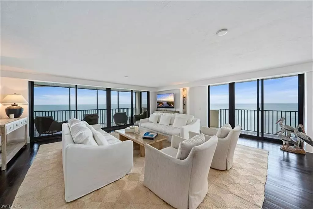 Naples, FL 34108,10951 Gulf Shore DR #1105