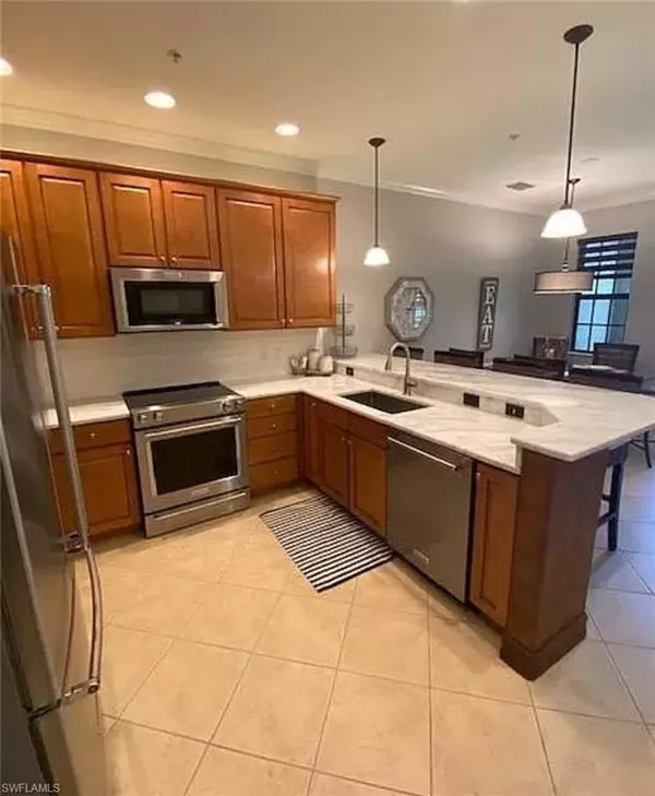 Naples, FL 34113,9092 Capistrano ST S #6402