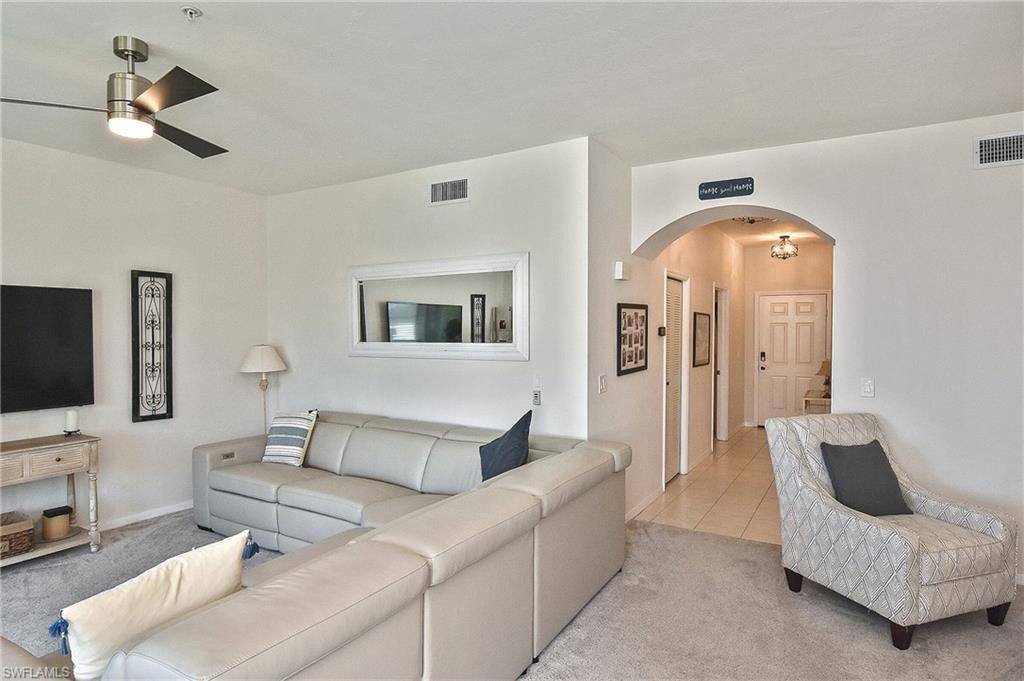 Fort Myers, FL 33966,8076 Queen Palm LN #445