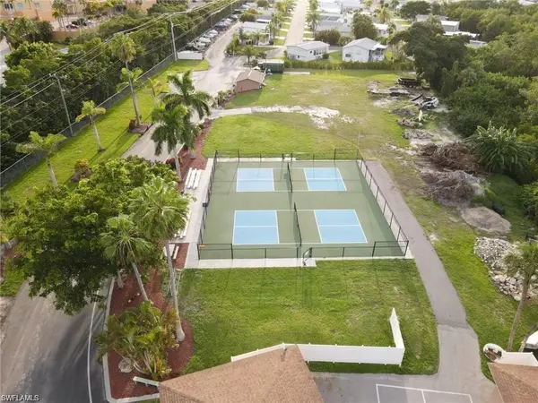 Fort Myers, FL 33908,19681 Summerlin #545 RD