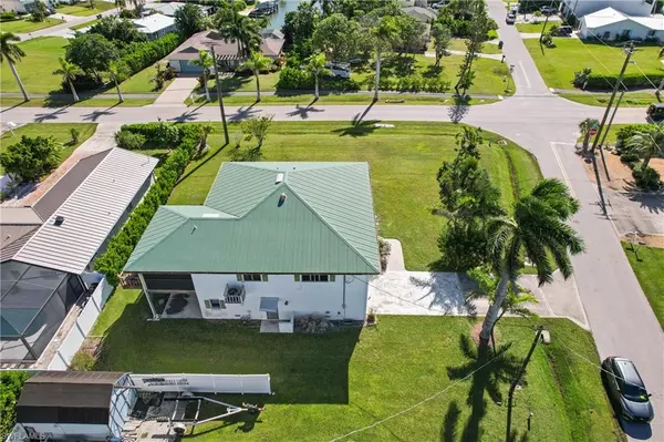 Naples, FL 34113,103 Tahiti CIR