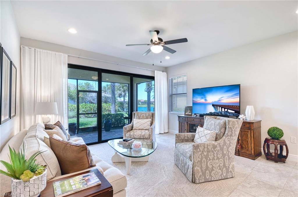 1519 Oceania DR S, Naples, FL 34113
