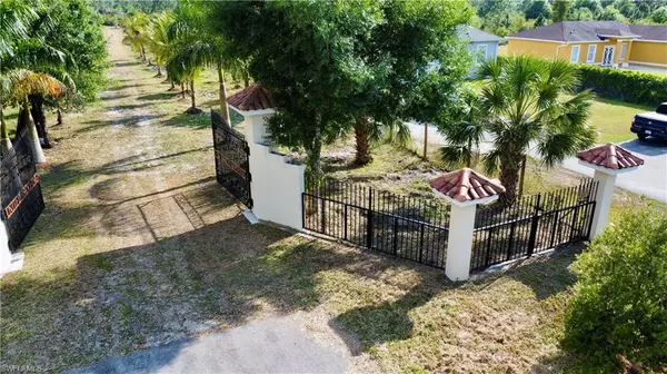 Naples, FL 34120,3240 60th AVE NE