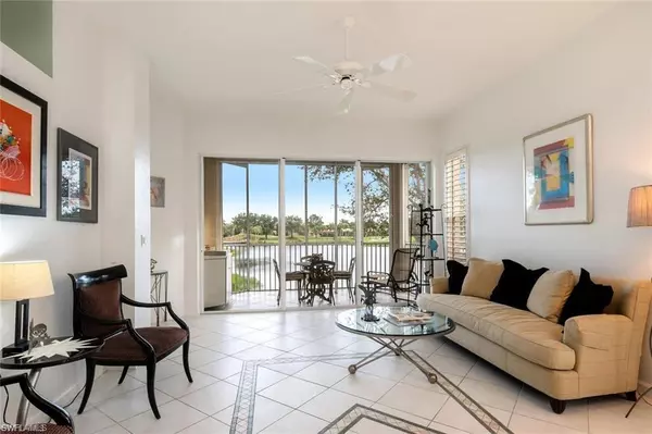Naples, FL 34109,2383 Ravenna BLVD #PH 202