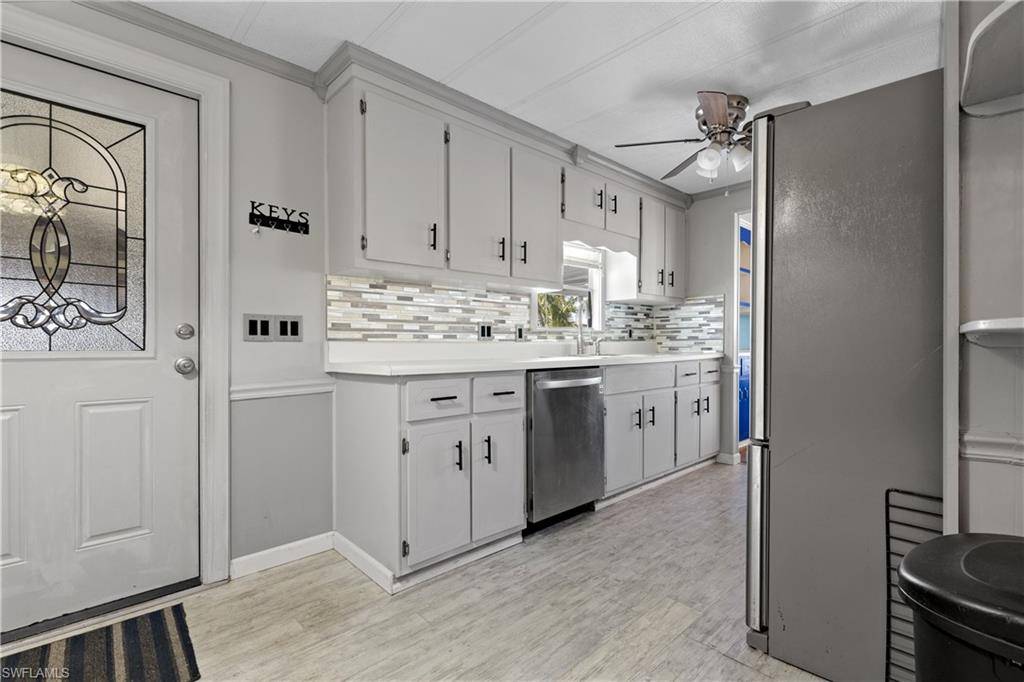 North Fort Myers, FL 33917,797 Roses LN