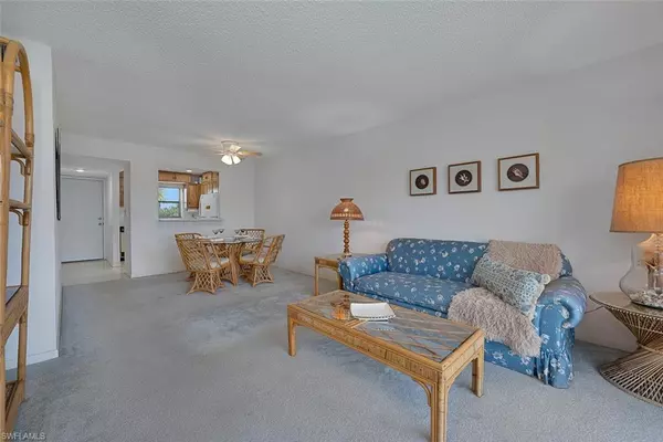 Naples, FL 34116,4146 27th CT SW #204