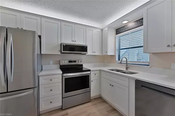 Naples, FL 34116,4346 27th CT SW #105