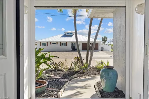 Bokeelia, FL 33922,16233 Buccaneer ST