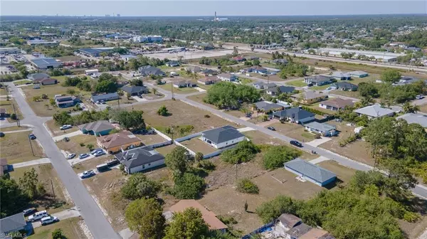 Lehigh Acres, FL 33971,5305 6th ST W