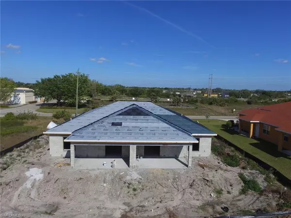 Lehigh Acres, FL 33973,1520/1522 Gretchen AVE S