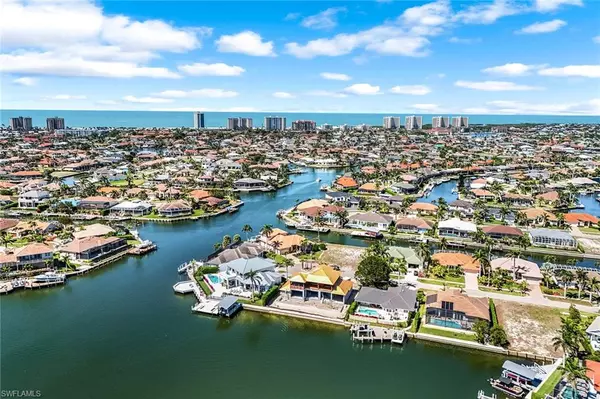 Marco Island, FL 34145,239 Bass CT