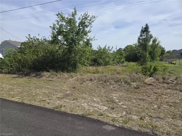 Lehigh Acres, FL 33976,2611 2nd ST SW