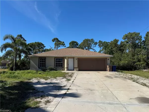 402 Banfield PL, Lehigh Acres, FL 33974