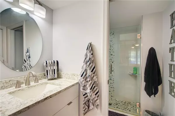 Naples, FL 34116,1232 Commonwealth CIR #P103