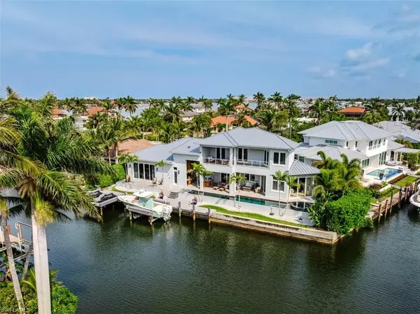 Naples, FL 34102,1266 COBIA CT