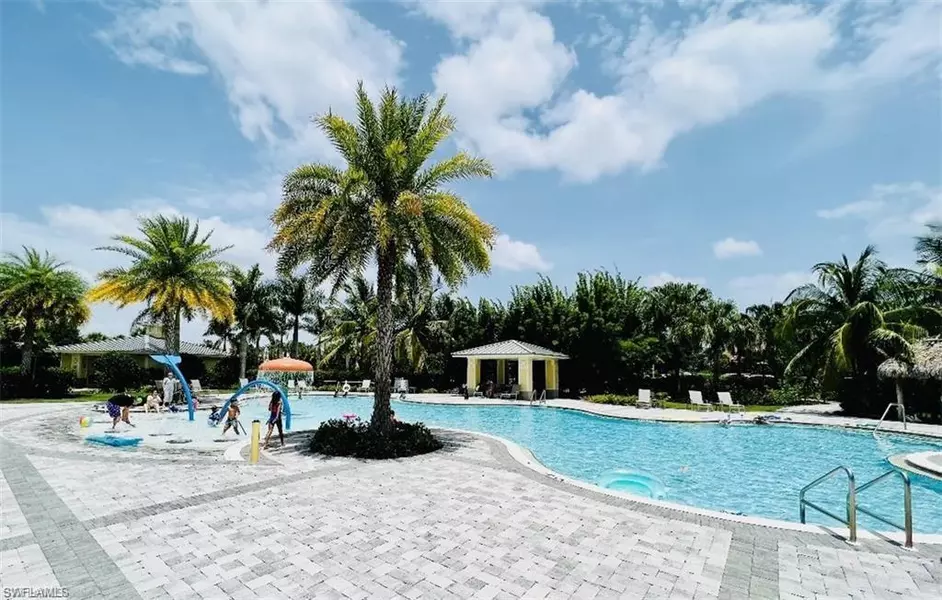 2775 Citrus ST, Naples, FL 34120