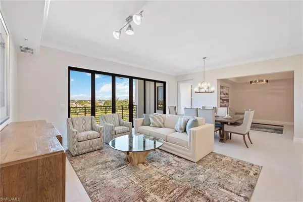 Naples, FL 34102,1111 Central AVE #506