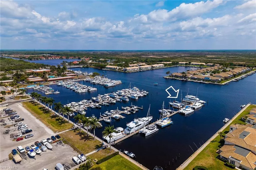 Naples, FL 34114,525 Newport DR