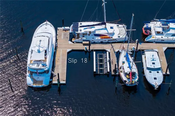 Naples, FL 34114,525 Newport DR