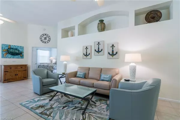 Naples, FL 34109,7720 Gardner DR #201