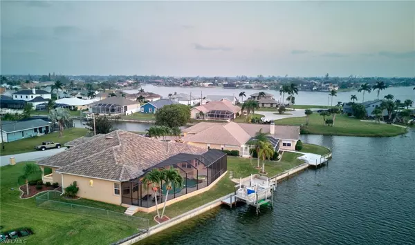 Cape Coral, FL 33991,525 SW 8th TER