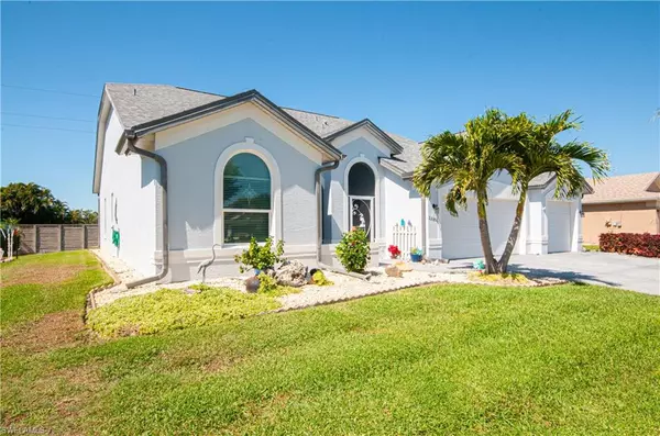 Estero, FL 33928,22806 SNAPTAIL CT