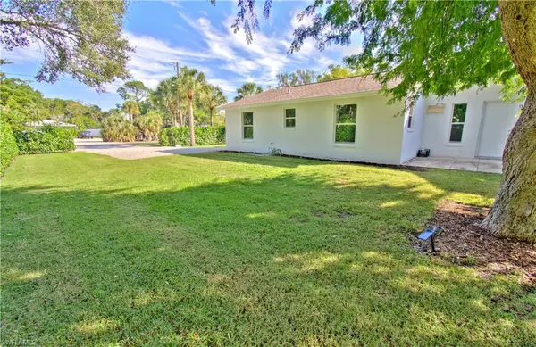 Naples, FL 34112,3092/3080 Coco AVE