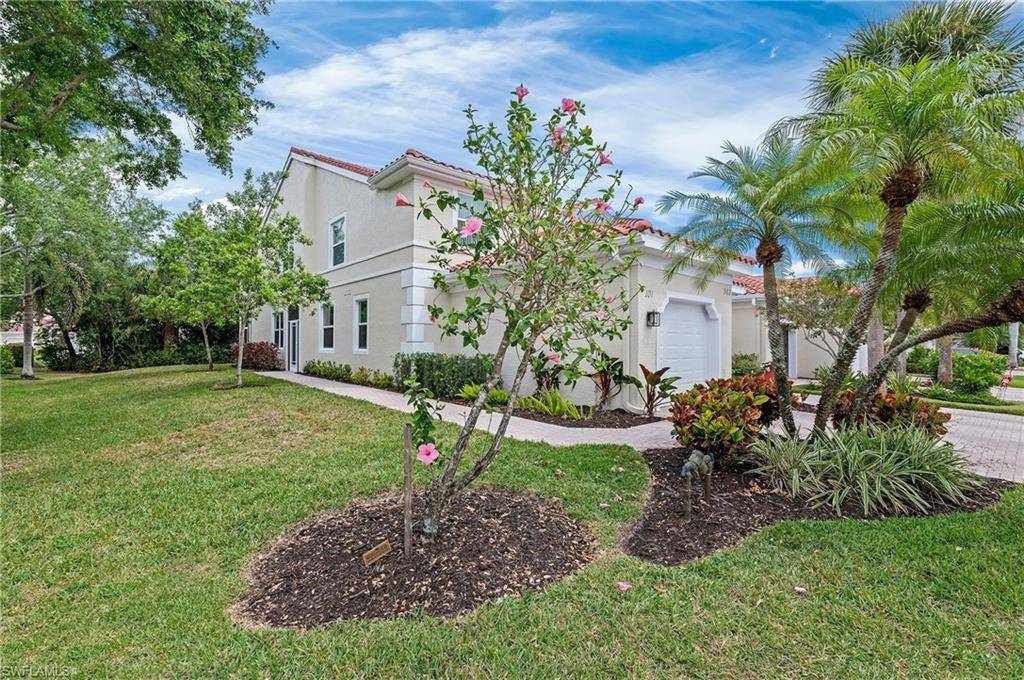 963 Hingham WAY #S-101, Naples, FL 34104