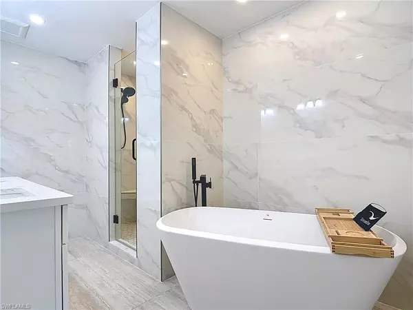 Naples, FL 34102,1435 Curlew AVE #4