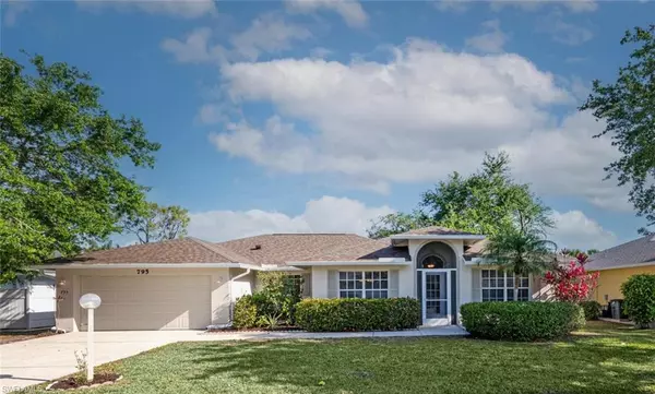 795 Charlemagne BLVD, Naples, FL 34112
