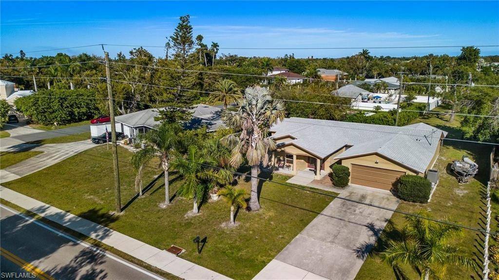5541 Winkler RD, Fort Myers, FL 33919
