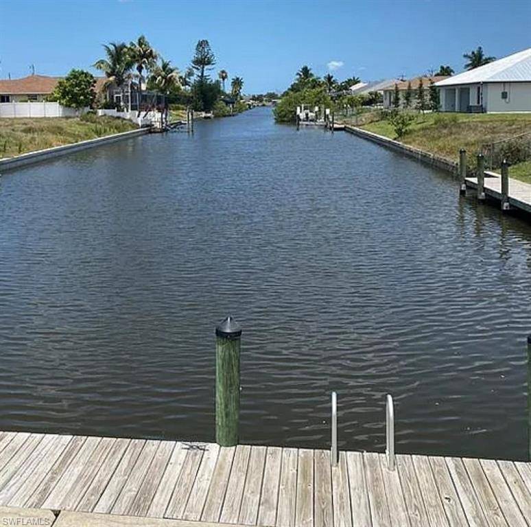 804 Mohawk PKWY #105, Cape Coral, FL 33914