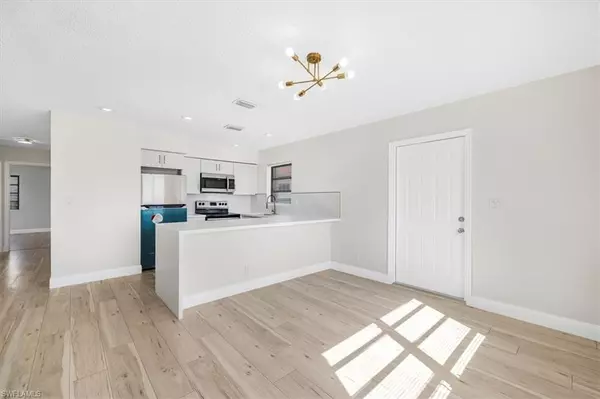 Hallandale Beach, FL 33009,621 5TH AVE NW