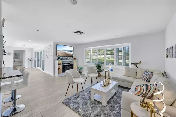 Naples, FL 34102,1550 Sandpiper ST