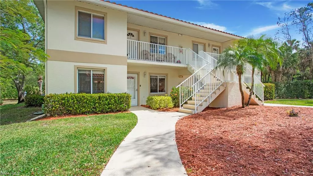 620 Luisa CT #803-1, Naples, FL 34104