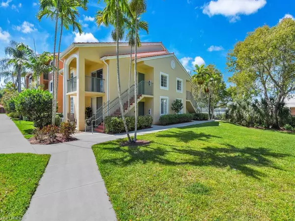 Naples, FL 34104,1180 Wildwood Lakes BLVD #207