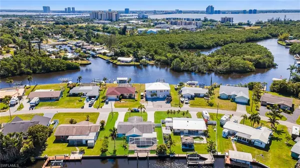 North Fort Myers, FL 33903,436 Grenier DR