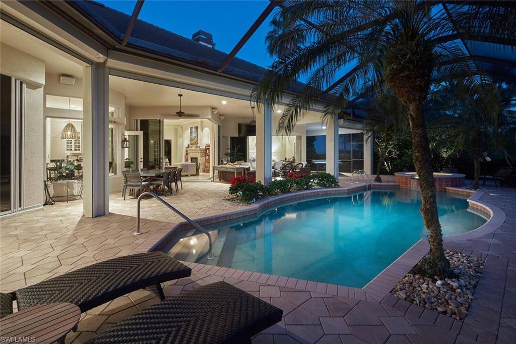 Naples, FL 34109,1707 Persimmon DR