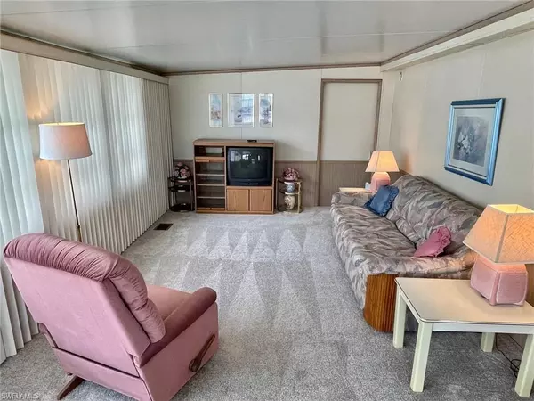 North Fort Myers, FL 33903,182 Caravan CIR